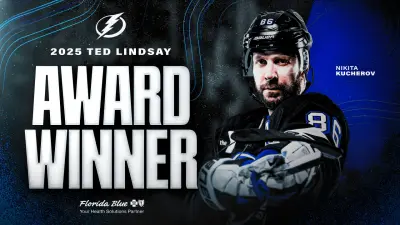 Which hockey player snatched the coveted 2024-2025 Ted Lindsay Award?
