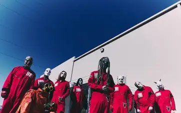 Slipknot Rocks Lyon's LDLC Arena!